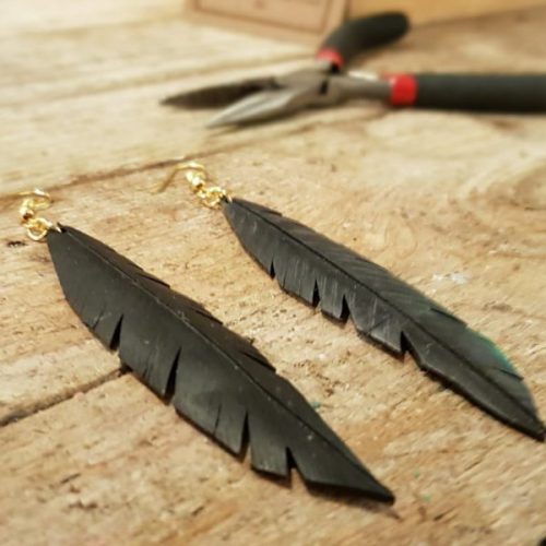 UPCYCLED EARRINGS FEATHERS