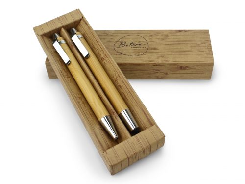 Pennenset van bamboe