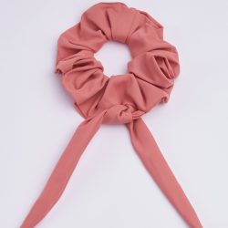 Scrunchie with bow – Coral pink