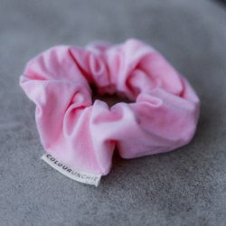 Pinky – Scrunchie